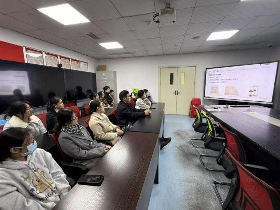 dcaaf275e2f539425f3aaa6c99d765f1