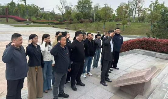 8da31c8cd1fee3050fae8c42c94ba800